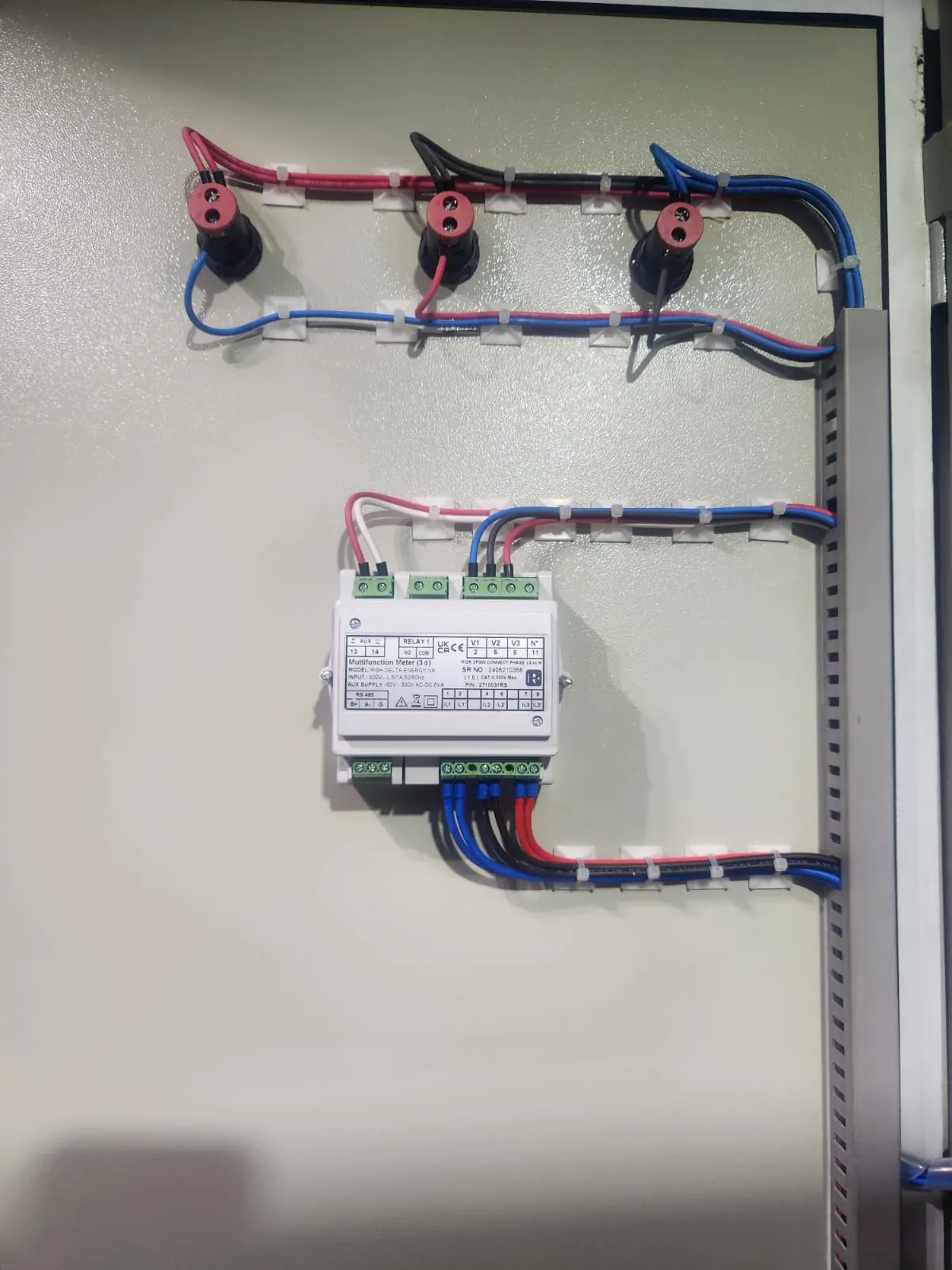 Sala de compresores SQM: tablero de fuerza — imagen 2